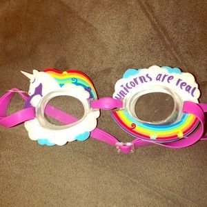 Bed Bath & Beyond brand new girls unicorn goggles